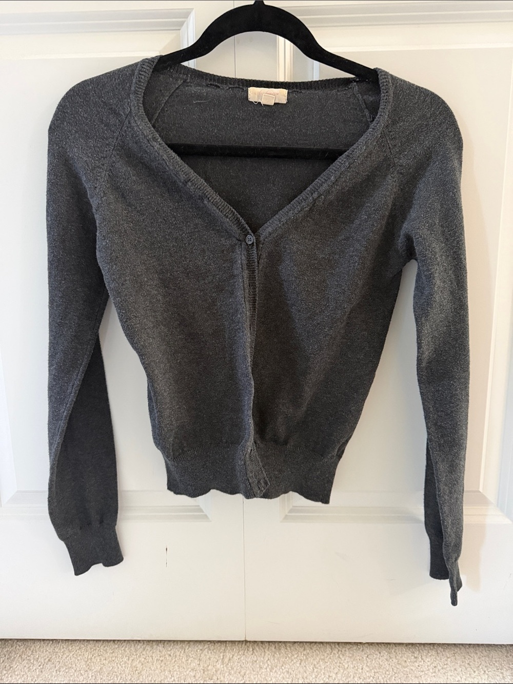 Women’s Charcoal Gray V-Neck Lightweight Sweater Cardigan Size Small